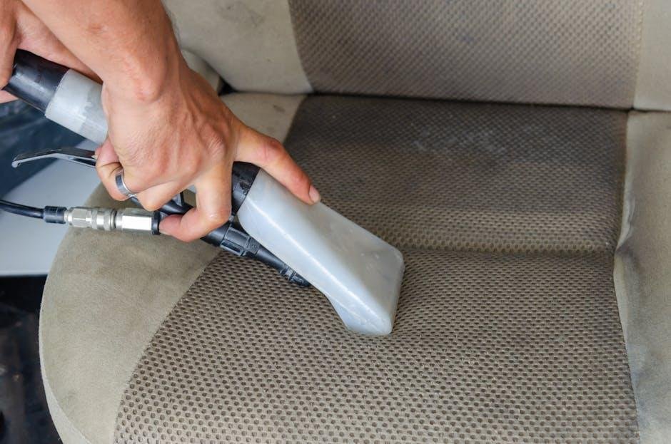 Essential Ingredients⁢ to Look‍ for in ⁤Upholstery Cleaners